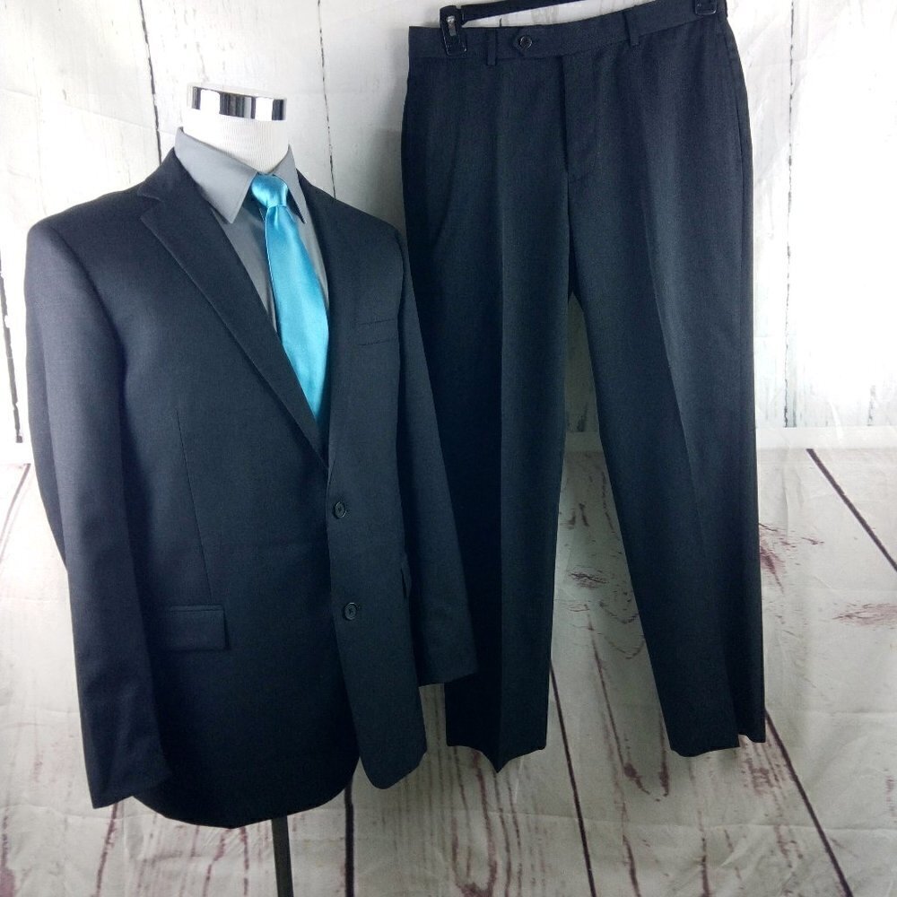 Brooks Brothers 1818 Regent Fit Estrato Italy 42L Charcoal 2pc Suit 31x3…